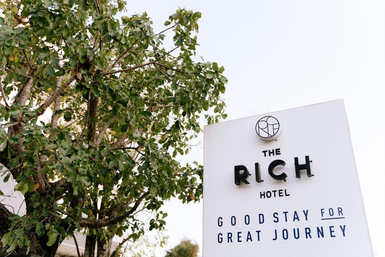 The Rich Hotel Nakhon Ratchasima Exterior photo